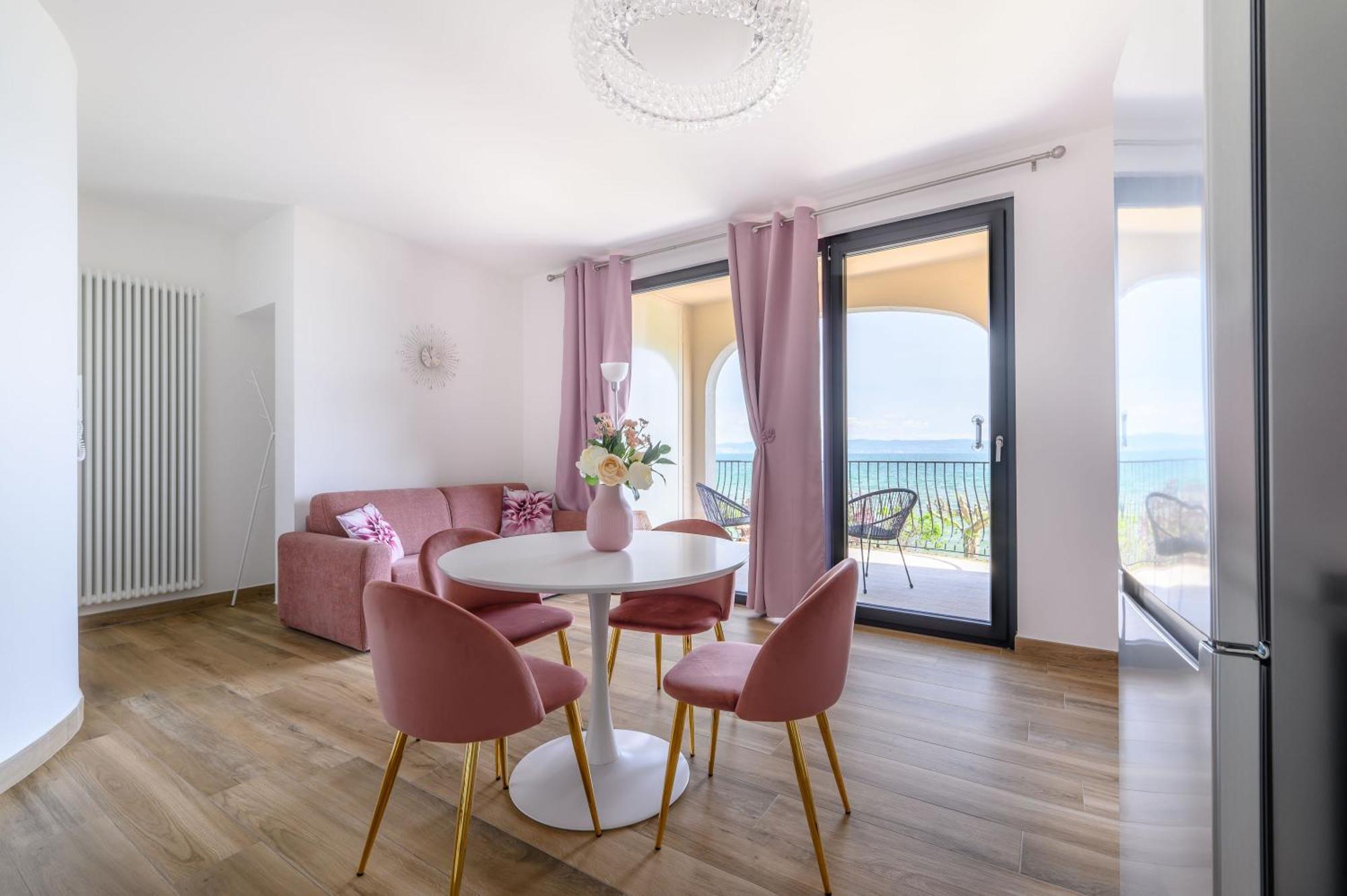 Casa Vacanze Maddalena - Palazzetto Sul Lago - Diamante Rosa Marta Kültér fotó